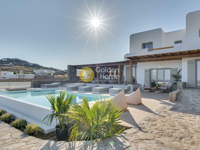5-bedroom freehold villa in Mykonos — photo 1 of 5