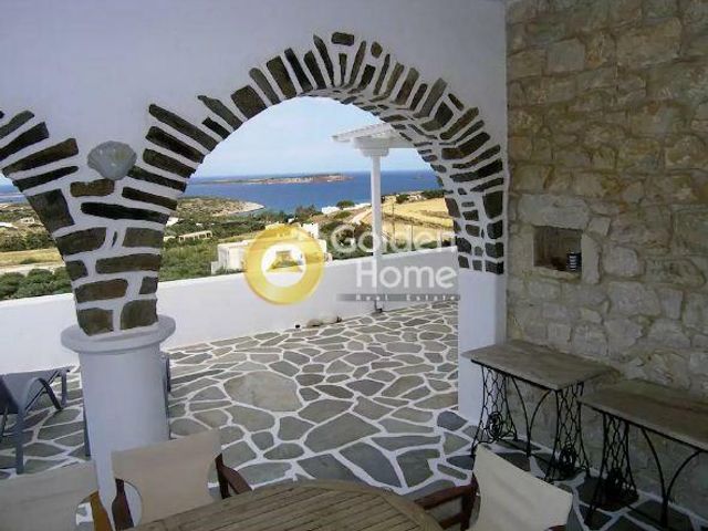 5-bedroom freehold villa in Paros — photo 3 of 5