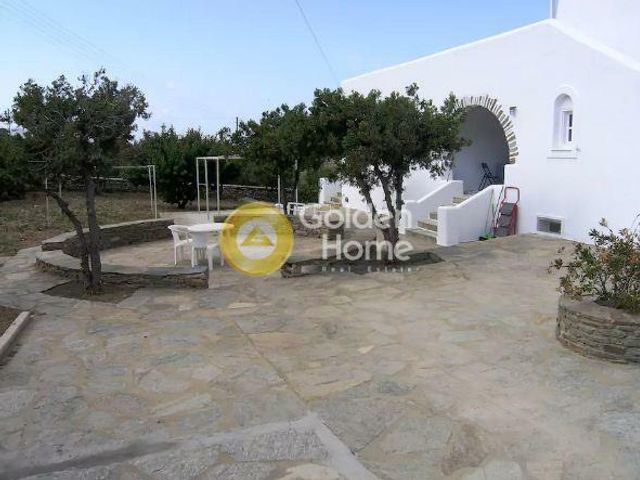 5-bedroom freehold villa in Paros — photo 4 of 5