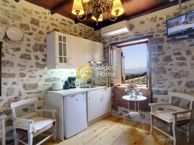5-bedroom freehold villa in Agios Nikolaos — photo 1 of 5
