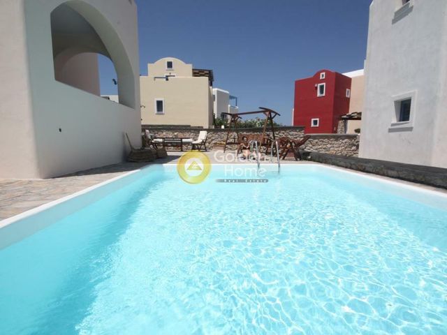 3-bedroom freehold villa in Santorini — photo 3 of 5