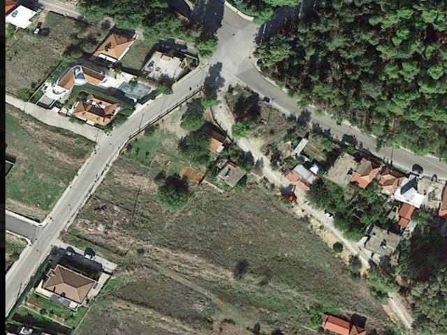 Οικόπεδο 1.050 τ.μ.