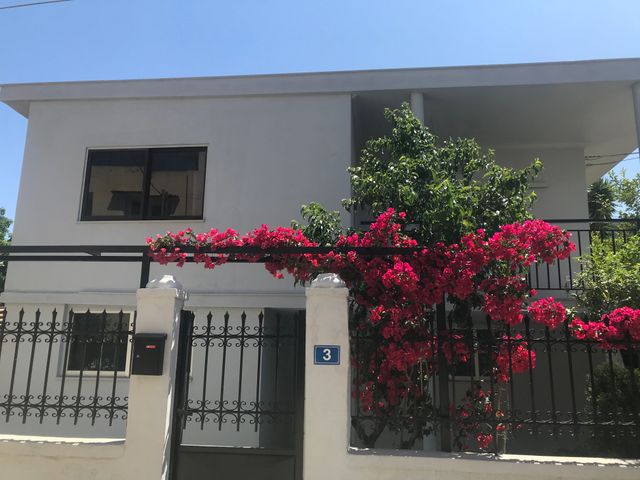 Πώληση κατοικίας Άρτεμις Μονοκατοικία 107 τ.μ. ανακαινισμένο