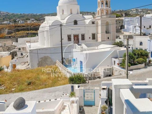 3-bedroom freehold villa in Santorini — photo 2 of 5