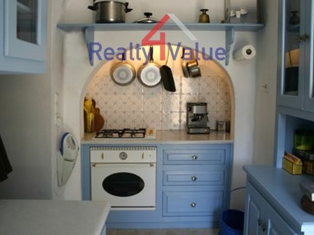 3-bedroom freehold villa in Santorini — photo 2 of 5