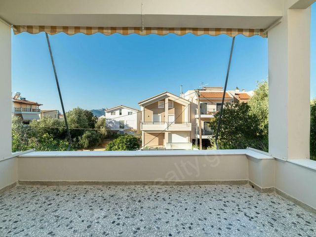 Πώληση κατοικίας Μαρούσι (Στούντιο Άλφα) Διαμέρισμα 69 τ.μ. ανακαινισμένο