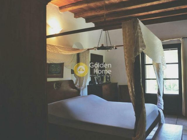 5-bedroom freehold villa in Paros — photo 4 of 5