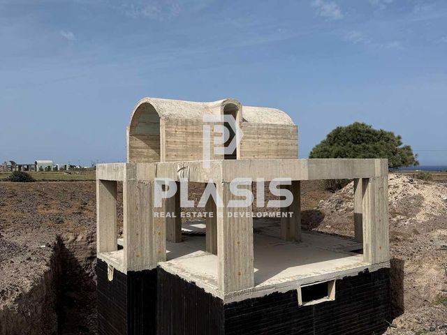 3-bedroom freehold villa in Santorini — photo 4 of 5
