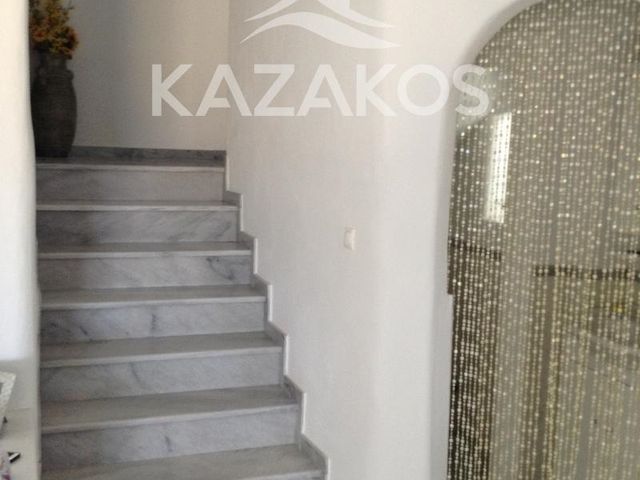 5-bedroom freehold villa in Paros — photo 5 of 5