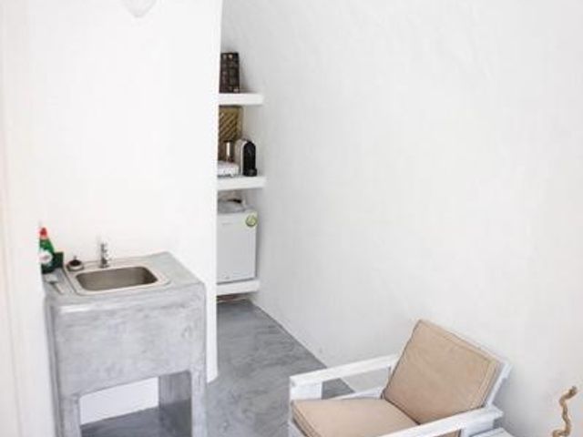 3-bedroom freehold villa in Santorini — photo 5 of 5