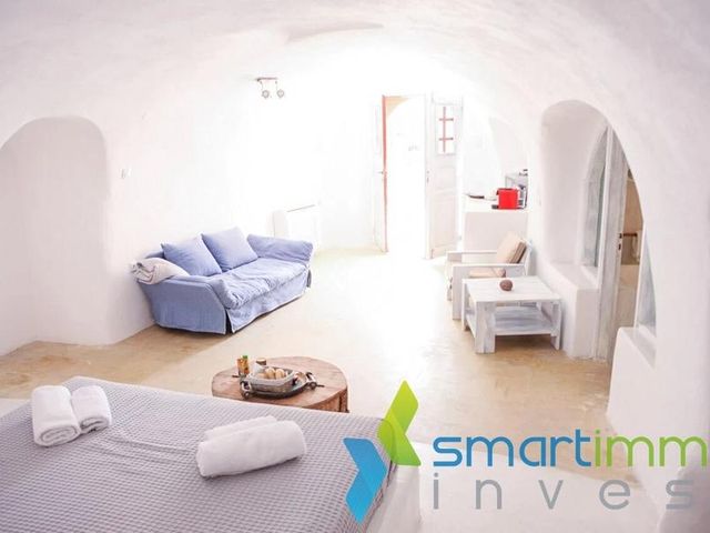 3-bedroom freehold villa in Santorini — photo 4 of 5