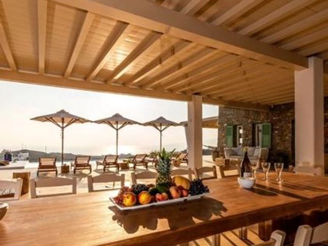 8-bedroom freehold villa in Mykonos — photo 3 of 5