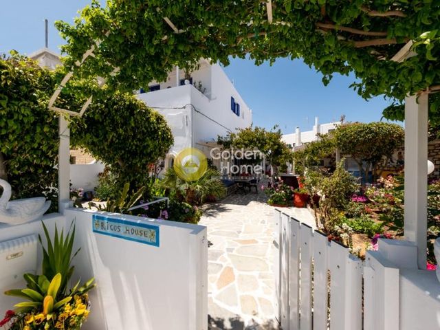4-bedroom freehold villa in Paros — photo 5 of 5
