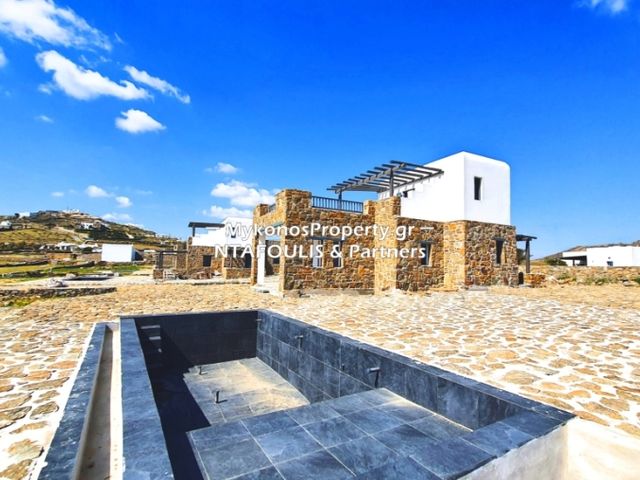 5-bedroom freehold villa in Mykonos — photo 1 of 5