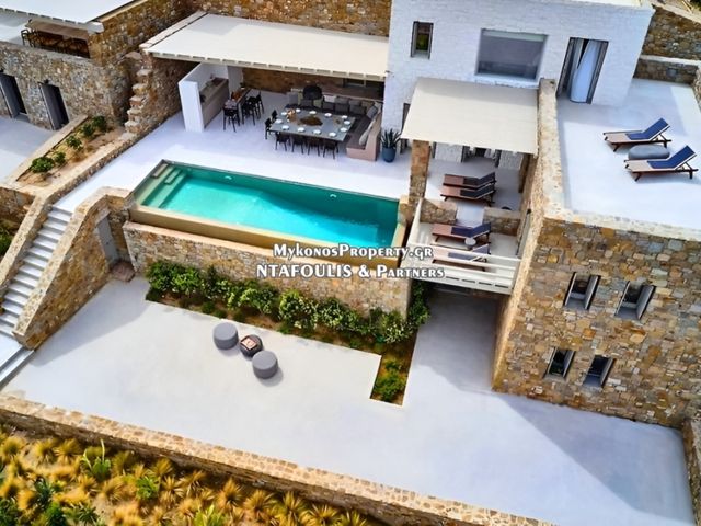 7-bedroom freehold villa in Mykonos — photo 2 of 5