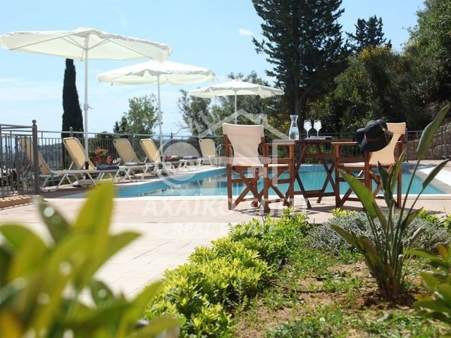 4-bedroom freehold villa in Lefkada — photo 3 of 5