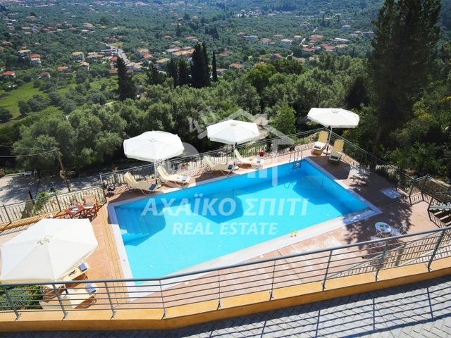 4-bedroom freehold villa in Lefkada — photo 2 of 5