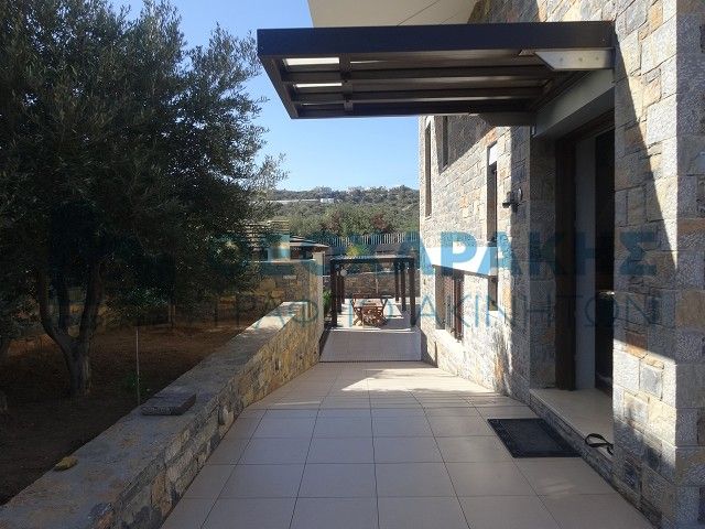 4-bedroom freehold villa in Agios Nikolaos — photo 4 of 5