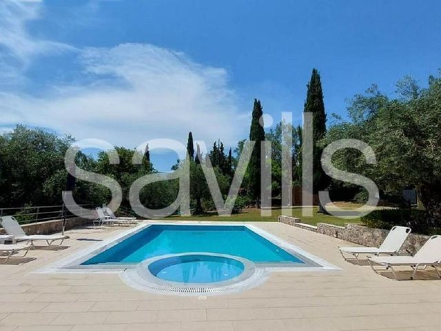 3-bedroom freehold villa in Corfu — photo 2 of 5