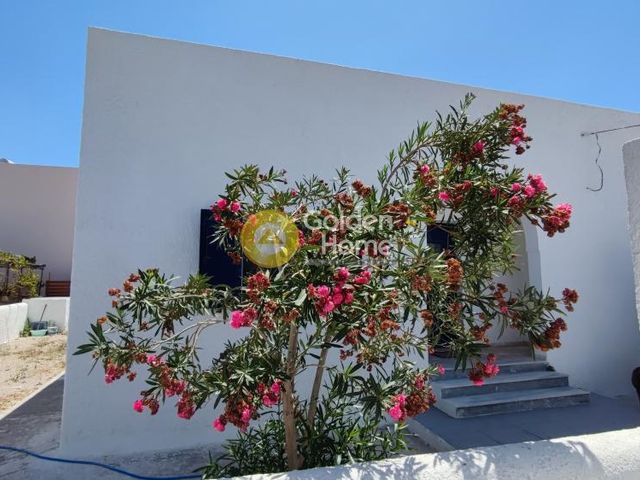 3-bedroom freehold villa in Santorini — photo 3 of 5