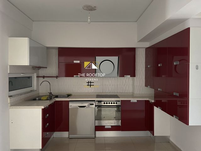 4-bedroom freehold apartment in Chania — photo 4 of 5