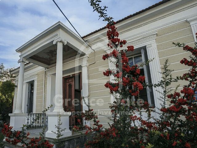 6-bedroom freehold villa in Chania — photo 3 of 5