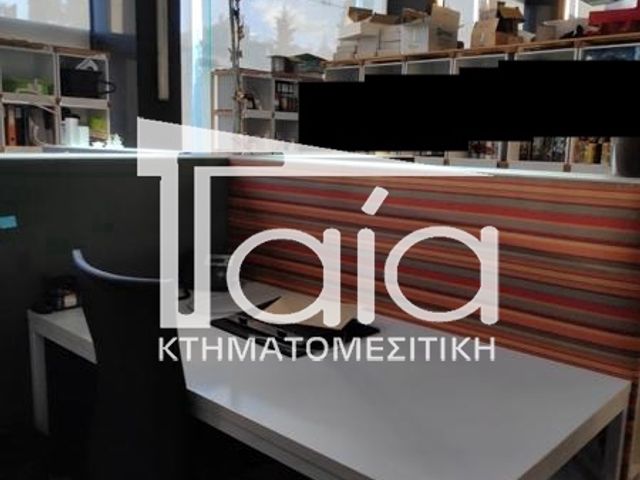 Κτίριο 3.122 τ.μ.