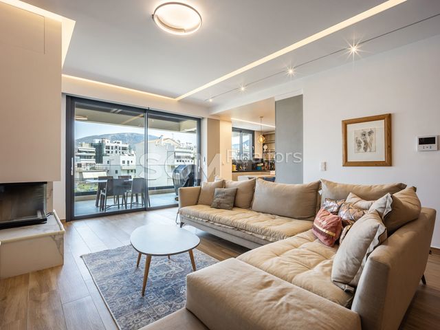 Πώληση κατοικίας Γλυφάδα (Άνω Γλυφάδα) Μεζονέτα 192 τ.μ.