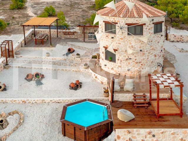 2-bedroom freehold villa in Zakynthos — photo 3 of 5