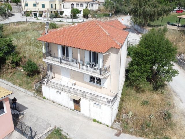3-bedroom freehold villa in Lefkada — photo 1 of 5