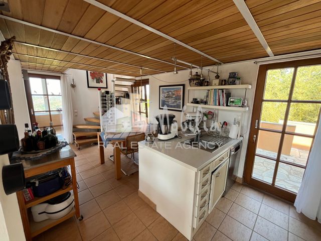 Home for sale, Villa 240 sq.m., Skiathos — image 4