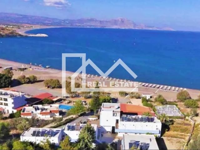 2-bedroom freehold villa in Rhodes — photo 3 of 5