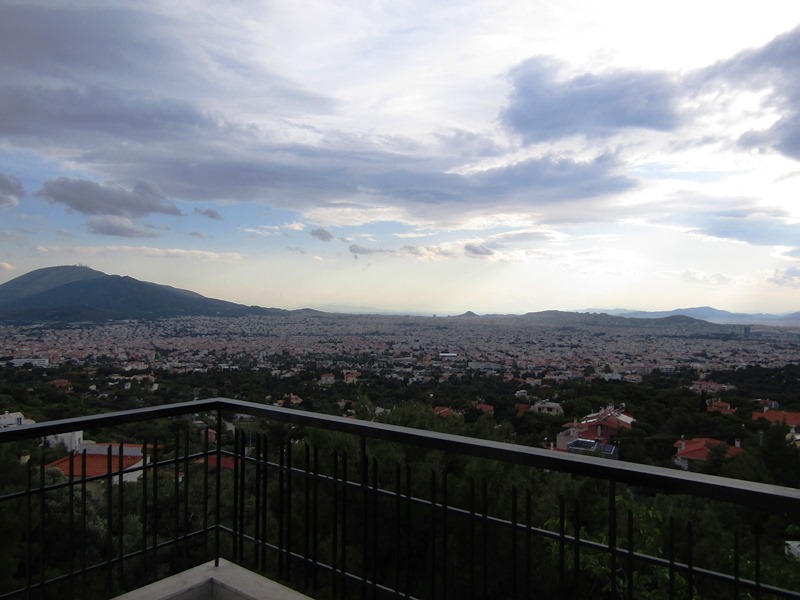 Home for rent Penteli Apartment 200 sq.m. renovated