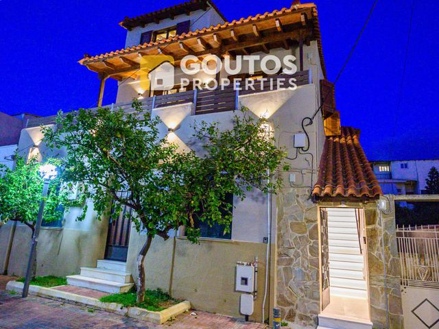 Πώληση κατοικίας Δάφνη Αττικής (Όρια Υμηττού) Μεζονέτα 95 τ.μ. ανακαινισμένο