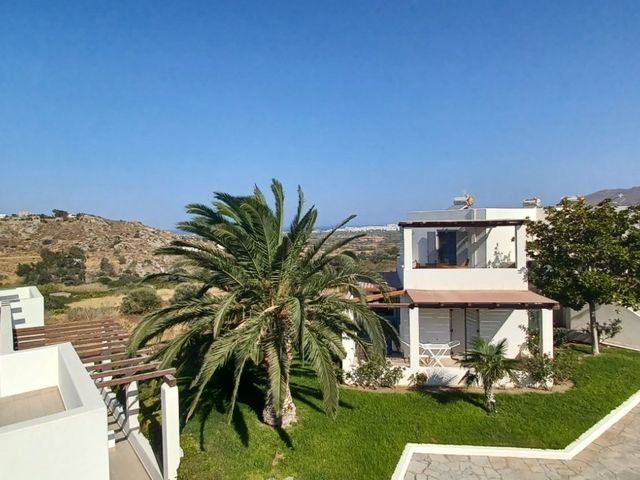 3-bedroom freehold apartment in Naxos — photo 4 of 5