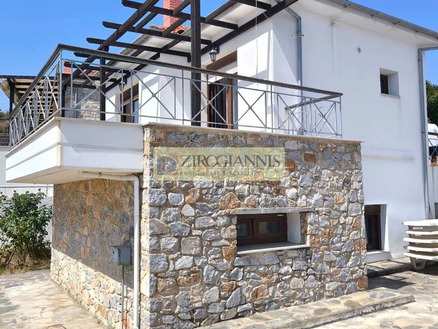 3-bedroom freehold villa in Skiathos — photo 2 of 5