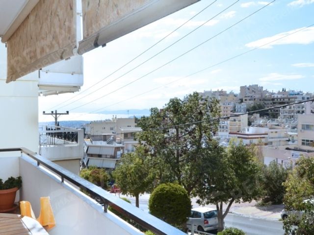 Πώληση κατοικίας Βύρωνας (Καρέας) Διαμέρισμα 106 τ.μ. ανακαινισμένο