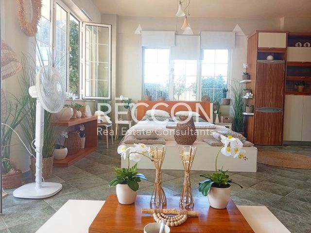 2-bedroom freehold apartment in Hersonissos — photo 1 of 5