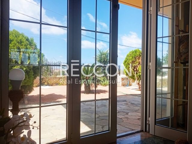2-bedroom freehold apartment in Hersonissos — photo 2 of 5