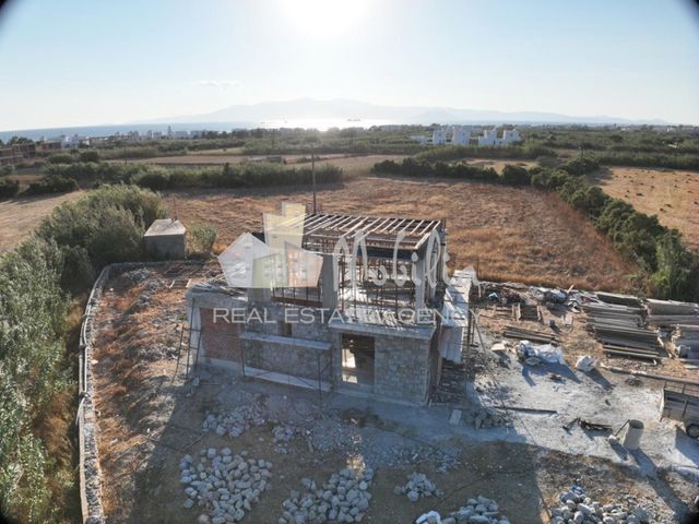 3-bedroom freehold villa in Naxos — photo 1 of 5