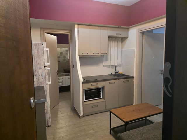 Πώληση κατοικίας Βύρωνας Διαμέρισμα 28 τ.μ.