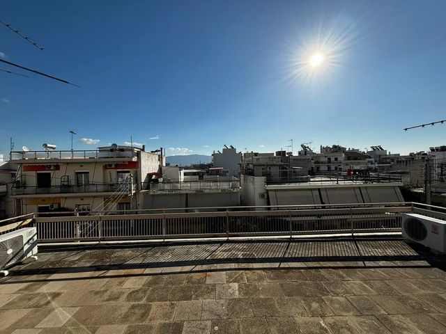 Πώληση κατοικίας Αιγάλεω (Ιεράπολη) Κτίριο 186 τ.μ.