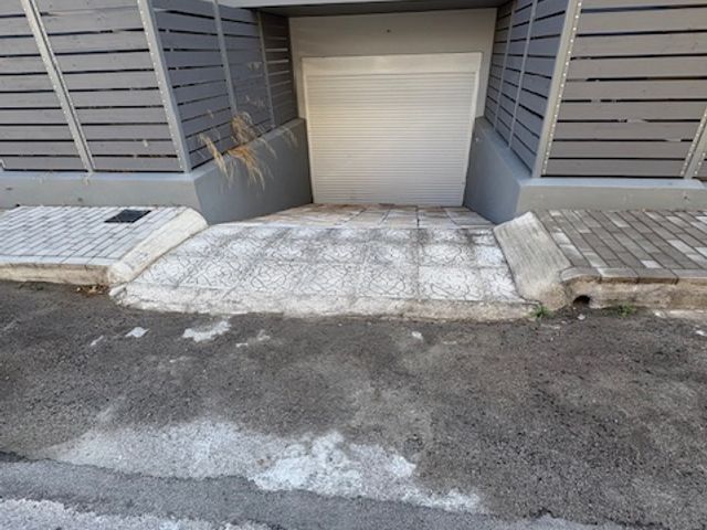 Υπόγειο parking 27 τ.μ.