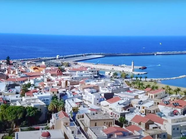 6-bedroom freehold villa in Rethymno — photo 1 of 3