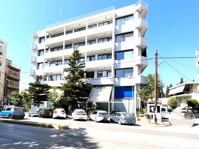 Κτίριο 2.420 τ.μ.