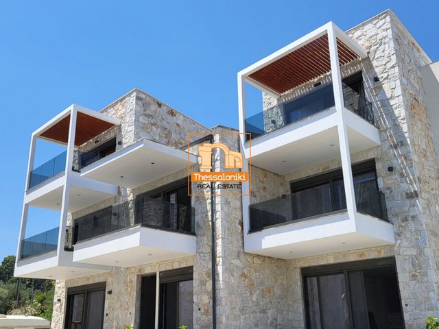 Home for sale Pefkochori Maisonette 111 sq.m.