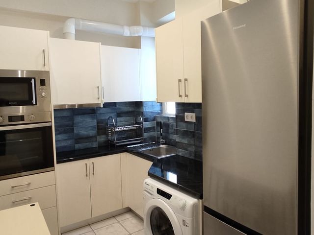 Ενοικίαση κατοικίας Αθήνα (Χίλτον) Διαμέρισμα 53 τ.μ. επιπλωμένο ανακαινισμένο