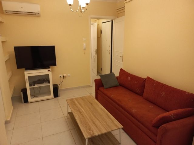 Ενοικίαση κατοικίας Αθήνα (Χίλτον) Διαμέρισμα 45 τ.μ. επιπλωμένο ανακαινισμένο