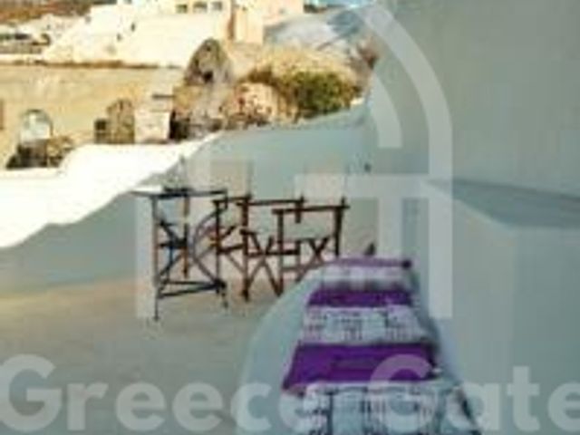 3-bedroom freehold villa in Santorini — photo 4 of 5