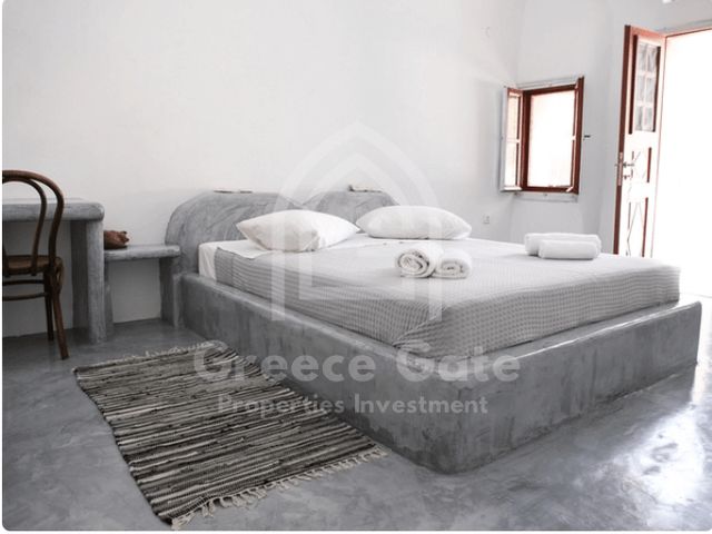 3-bedroom freehold villa in Santorini — photo 3 of 5